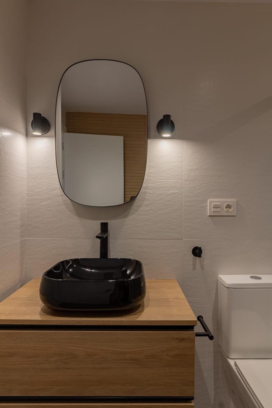 Room4You By Asturias Holidays Oviede Extérieur photo